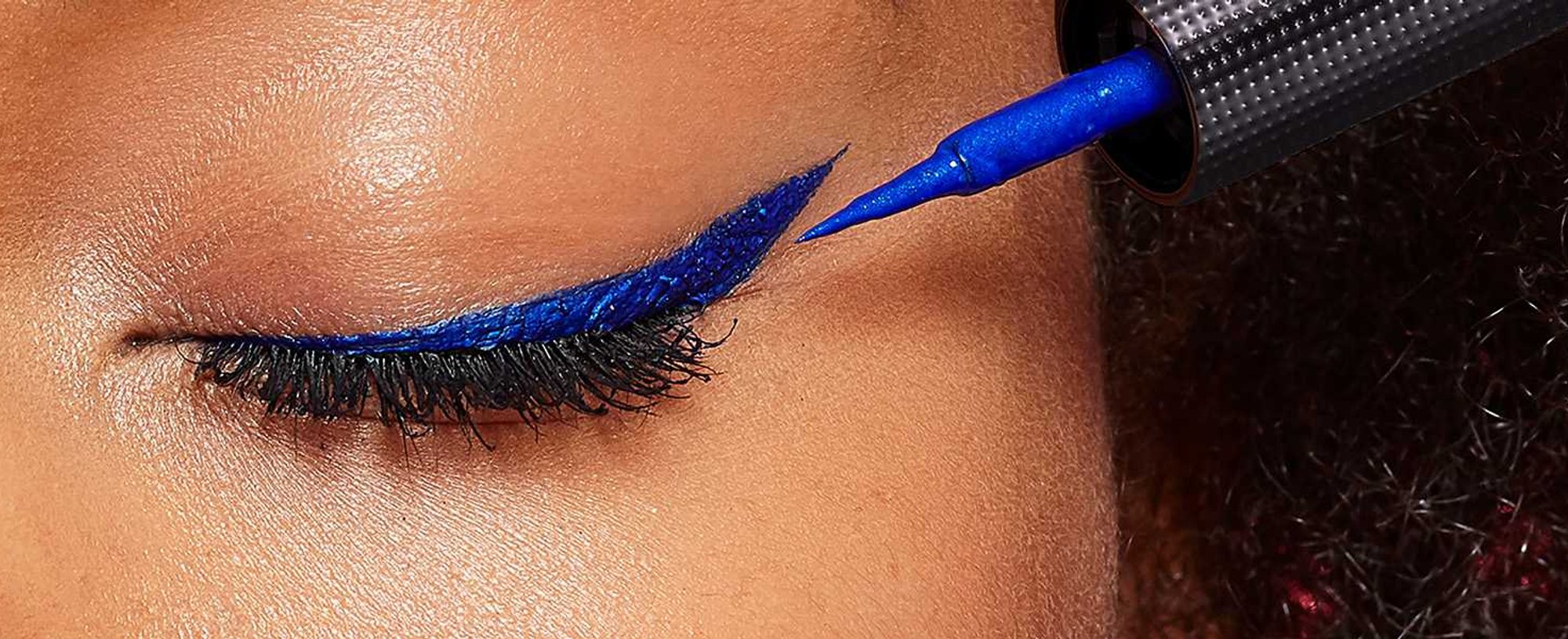 Maquillaje Azul Loreal