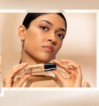 Banner Fresh Wear Foundation Swatches Desktop
