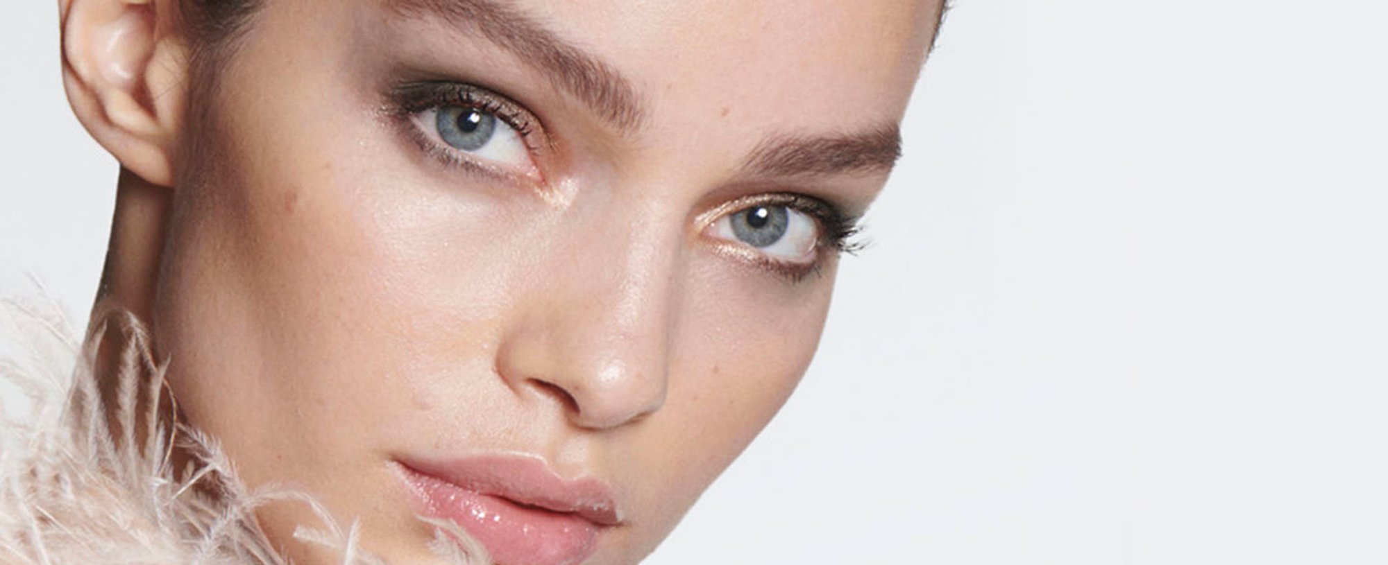Maquillaje como agrandar los ojos de L'Oréal Paris