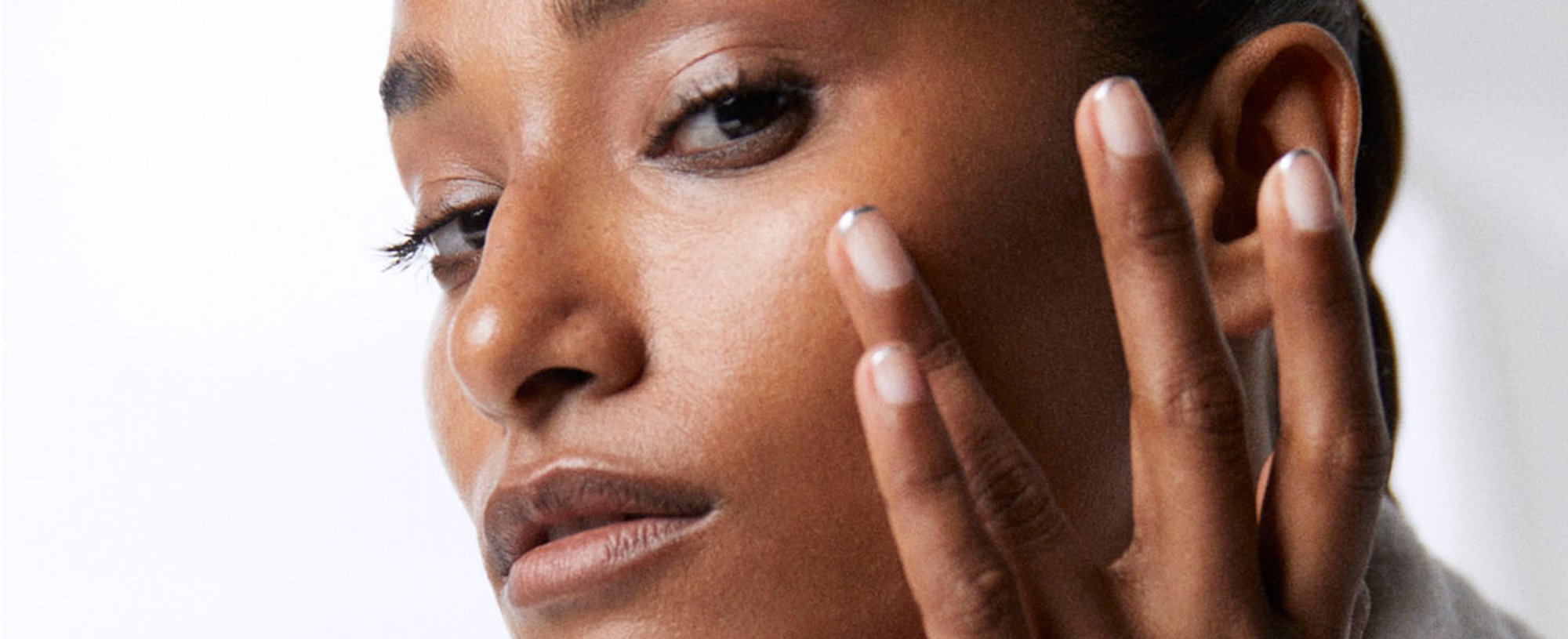 Maquillaje iluminador en gotero de L'Oréal Paris