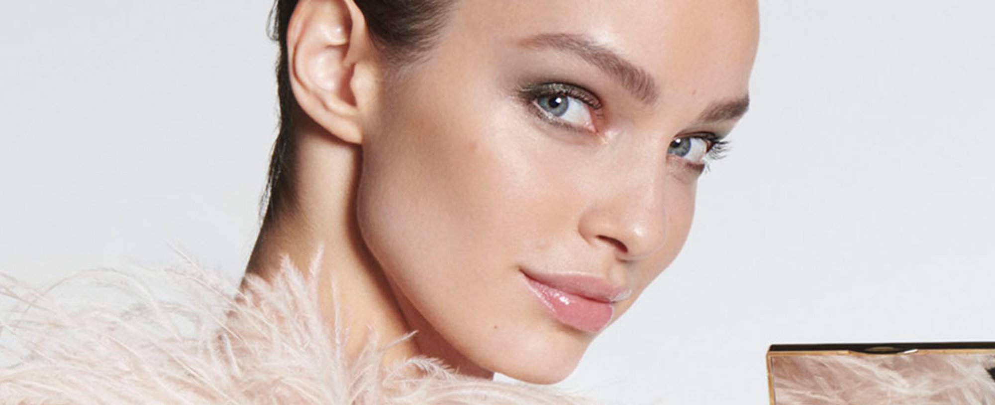 Maquillaje para vestido rosa de L'Oréal Paris