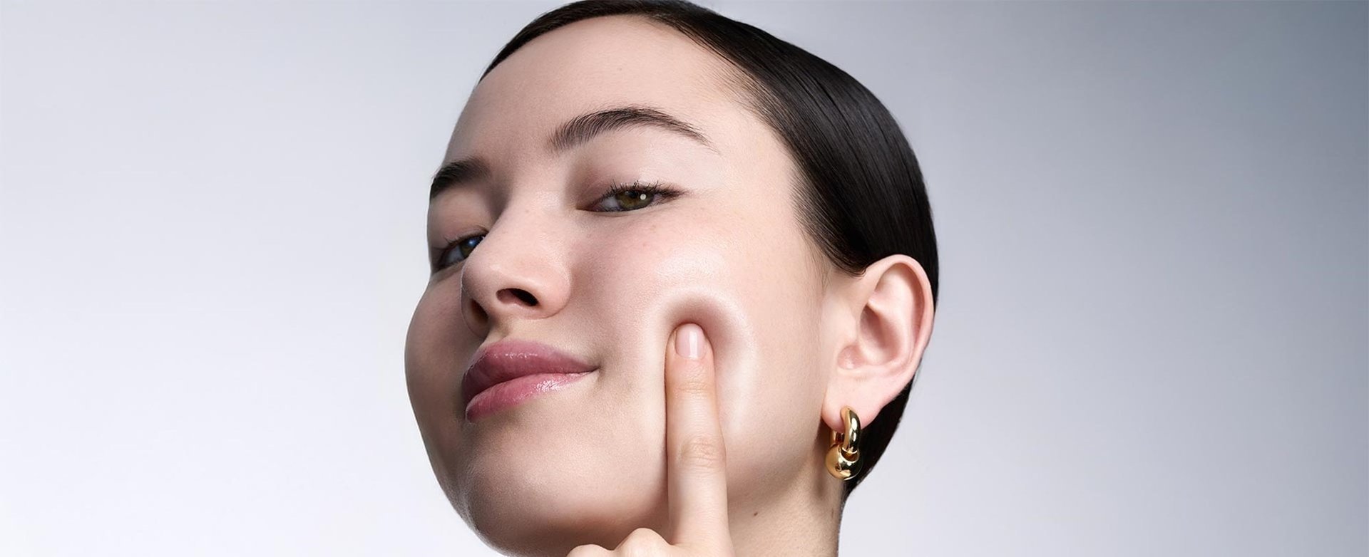 20252403 Oap Revitalift Filler Glass Skin Asset10 Na Dmi Na Na Digital Dmi (2)